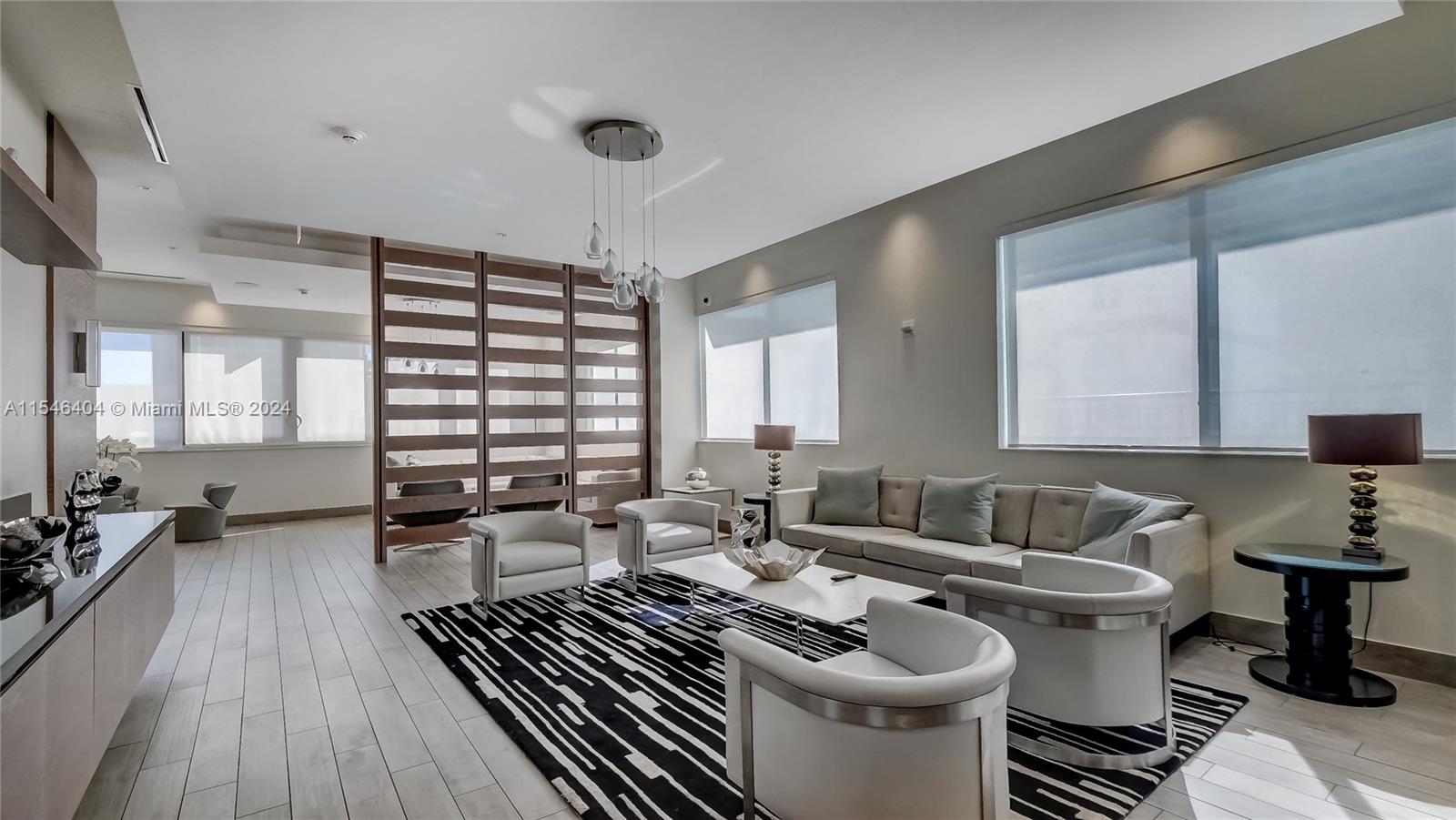 999 1st Ave, Miami, FL, 33130 United States, 1 Bedroom Bedrooms, ,1 BathroomBathrooms,Residential,For Sale,1st Ave,A11546404