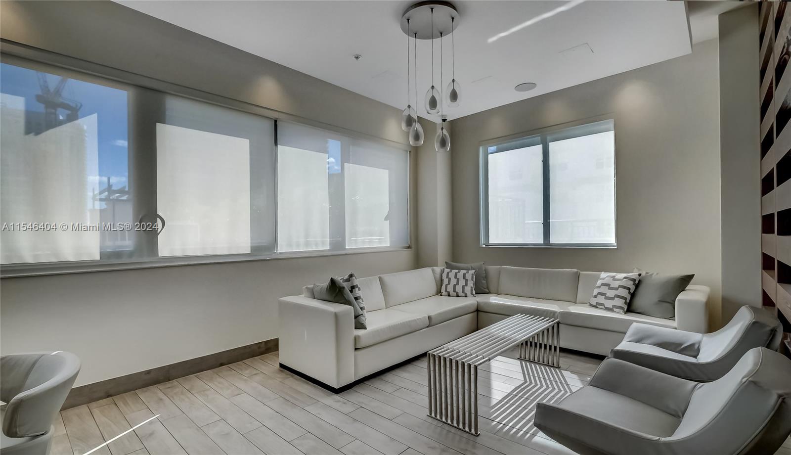 999 1st Ave, Miami, FL, 33130 United States, 1 Bedroom Bedrooms, ,1 BathroomBathrooms,Residential,For Sale,1st Ave,A11546404
