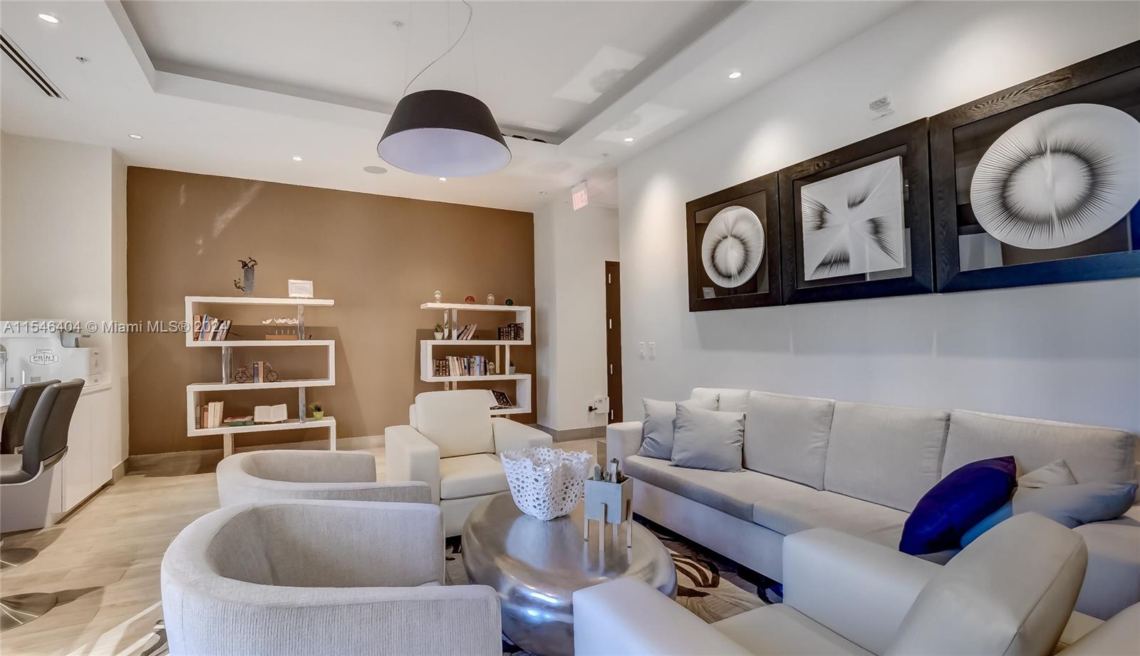 999 1st Ave, Miami, FL, 33130 United States, 1 Bedroom Bedrooms, ,1 BathroomBathrooms,Residential,For Sale,1st Ave,A11546404