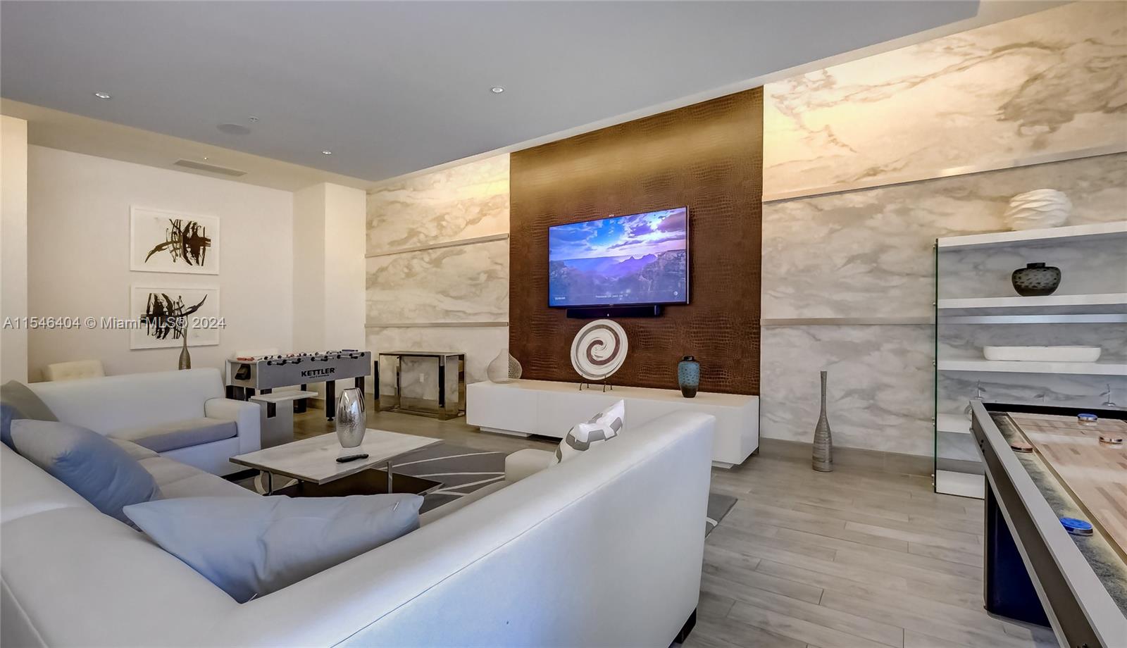 999 1st Ave, Miami, FL, 33130 United States, 1 Bedroom Bedrooms, ,1 BathroomBathrooms,Residential,For Sale,1st Ave,A11546404
