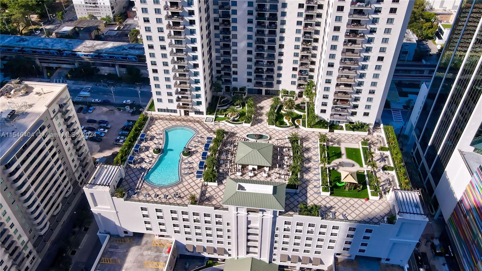 999 1st Ave, Miami, FL, 33130 United States, 1 Bedroom Bedrooms, ,1 BathroomBathrooms,Residential,For Sale,1st Ave,A11546404