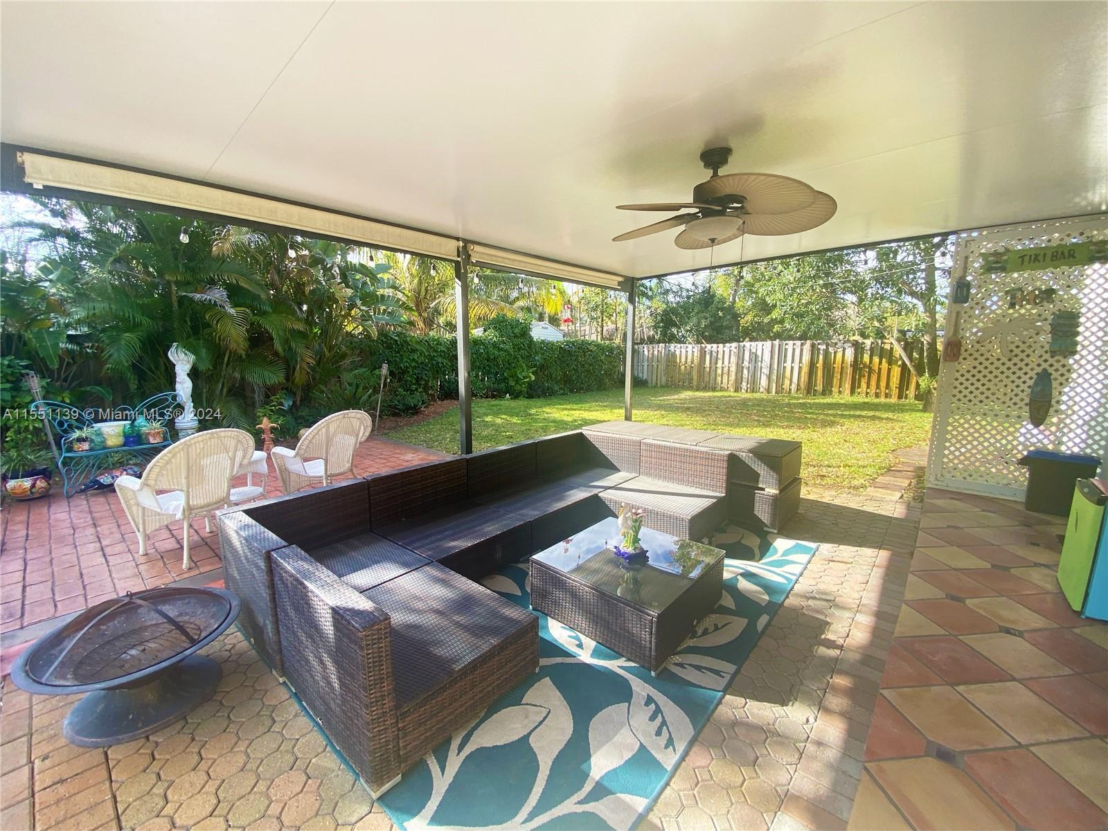 11 Redwood Cir, Plantation, FL, 33317 United States, 3 Bedrooms Bedrooms, ,2 BathroomsBathrooms,Residential,For Sale,Redwood Cir,A11551139
