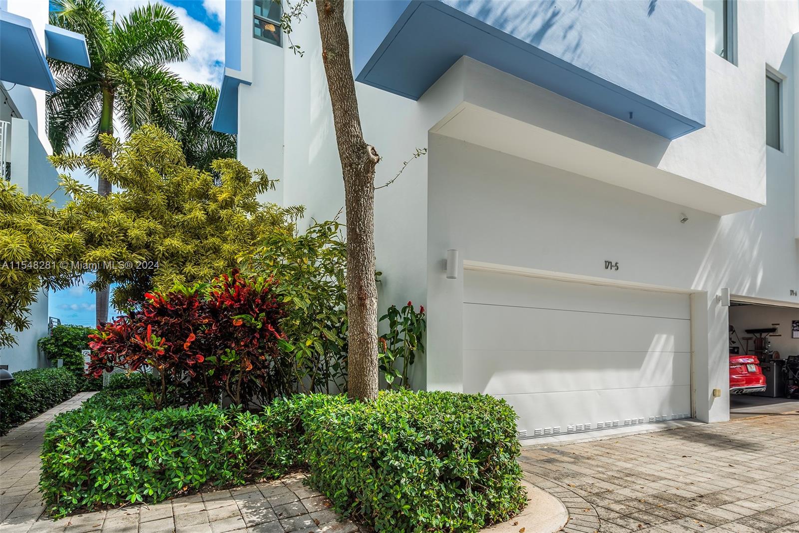 171 N Shore Dr 171-5, Miami Beach, Florida 33141, 3 Bedrooms Bedrooms, ,3 BathroomsBathrooms,Residentiallease,For Rent,171 N Shore Dr 171-5,A11548281