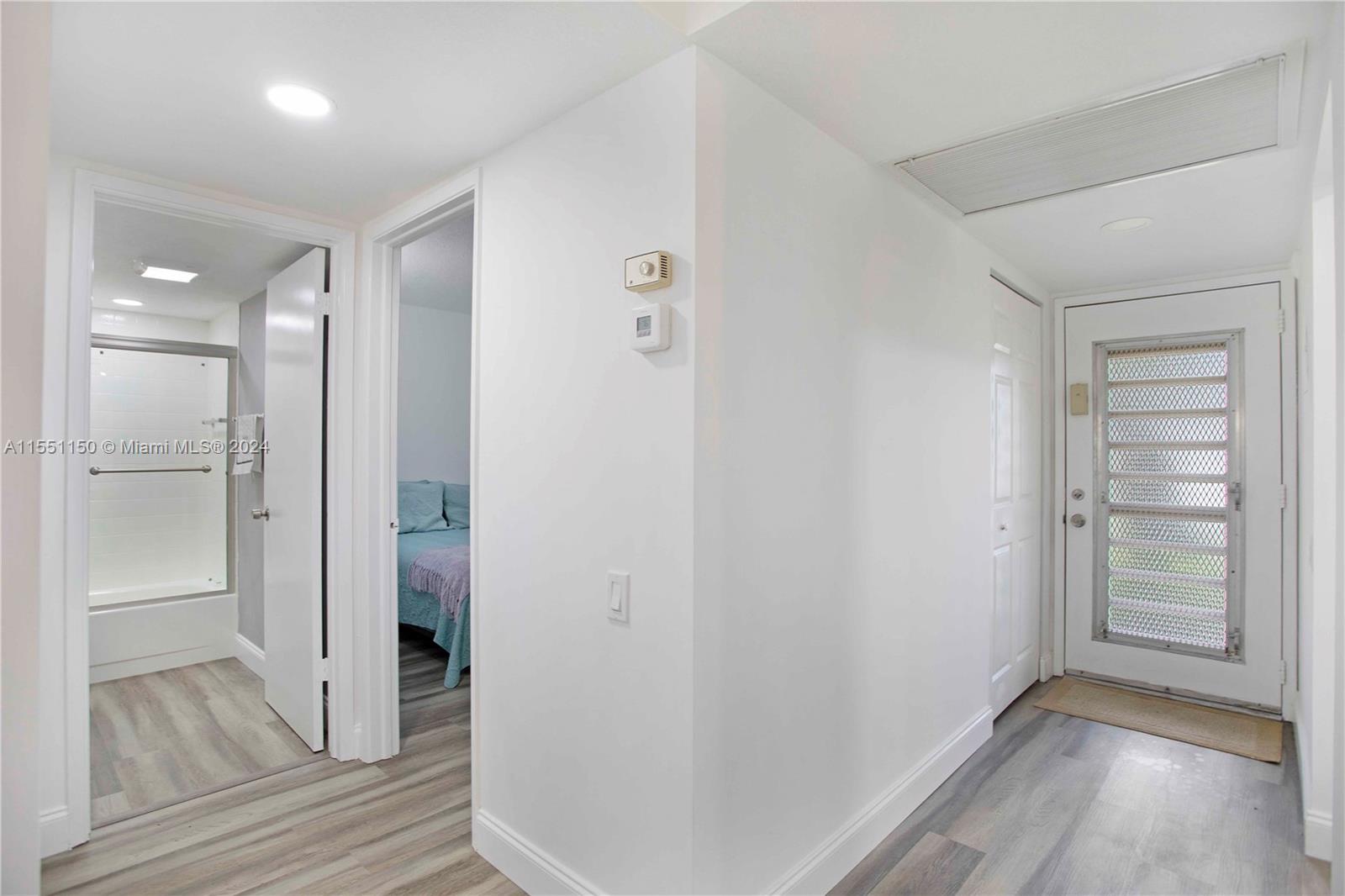 4602 Martinique Way B1, Coconut Creek, Florida 33066, 2 Bedrooms Bedrooms, ,2 BathroomsBathrooms,Residential,For Sale,4602 Martinique Way B1,A11551150