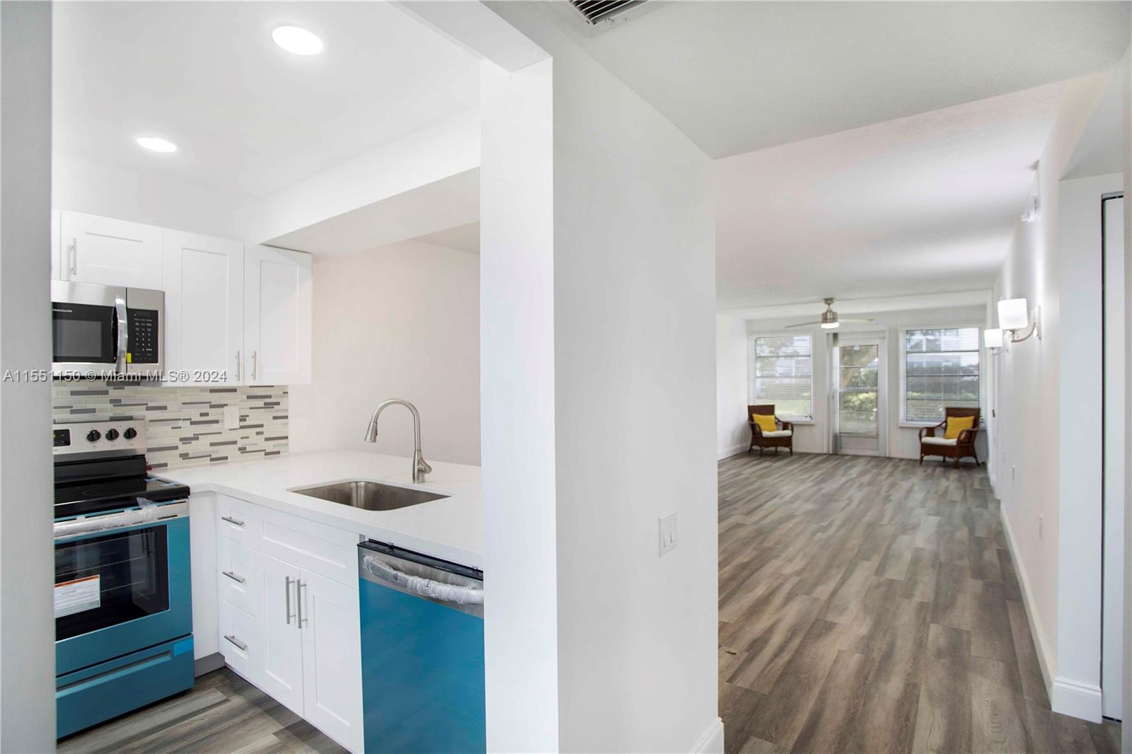 4602 Martinique Way B1, Coconut Creek, Florida 33066, 2 Bedrooms Bedrooms, ,2 BathroomsBathrooms,Residential,For Sale,4602 Martinique Way B1,A11551150