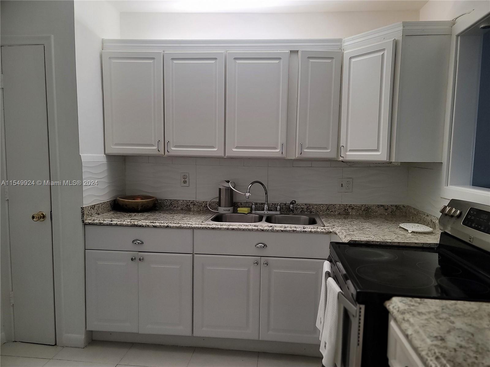 4821 22nd Ct, Lauderhill, FL, 33313 United States, 2 Bedrooms Bedrooms, ,2 BathroomsBathrooms,Residential,For Sale,22nd Ct,A11549924