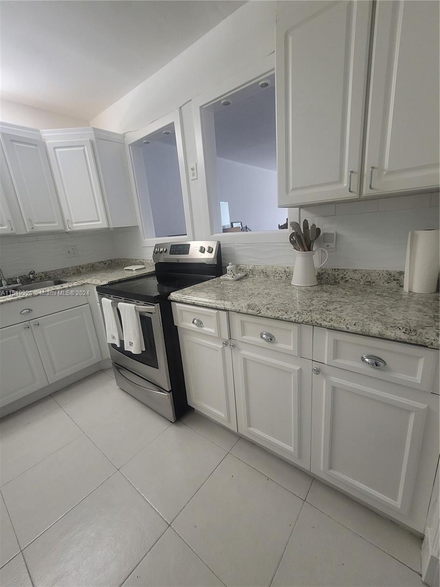 4821 22nd Ct, Lauderhill, FL, 33313 United States, 2 Bedrooms Bedrooms, ,2 BathroomsBathrooms,Residential,For Sale,22nd Ct,A11549924