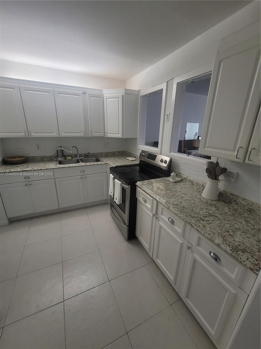 4821 22nd Ct, Lauderhill, FL, 33313 United States, 2 Bedrooms Bedrooms, ,2 BathroomsBathrooms,Residential,For Sale,22nd Ct,A11549924