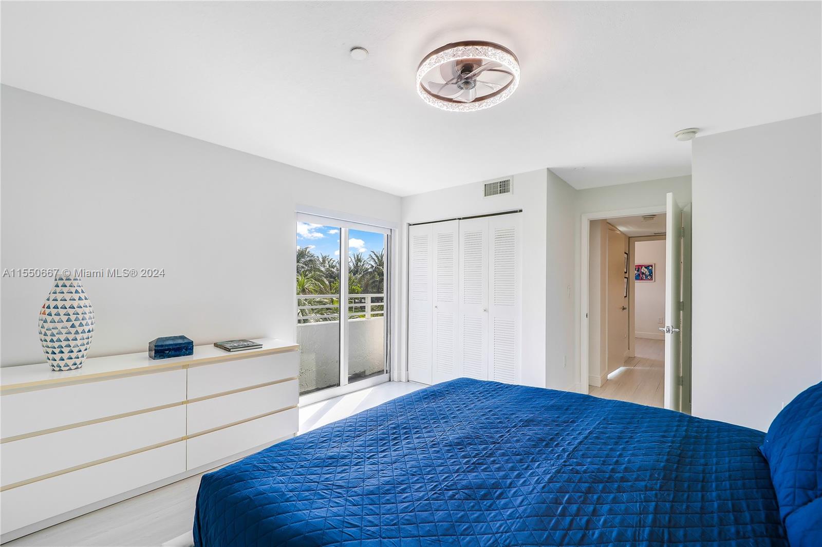 7600 Collins Ave, Miami Beach, FL, 33141 United States, 2 Bedrooms Bedrooms, ,1 BathroomBathrooms,Residential,For Sale,Collins Ave,A11550667