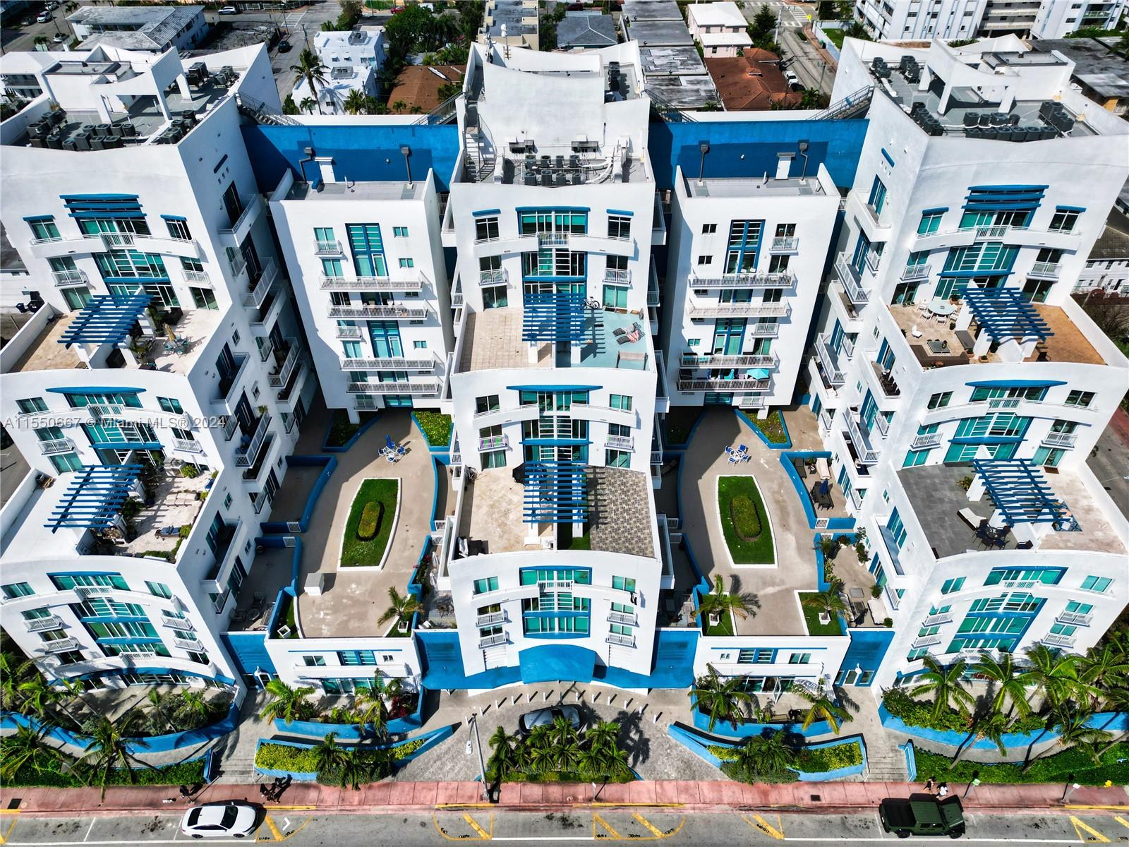 7600 Collins Ave, Miami Beach, FL, 33141 United States, 2 Bedrooms Bedrooms, ,1 BathroomBathrooms,Residential,For Sale,Collins Ave,A11550667