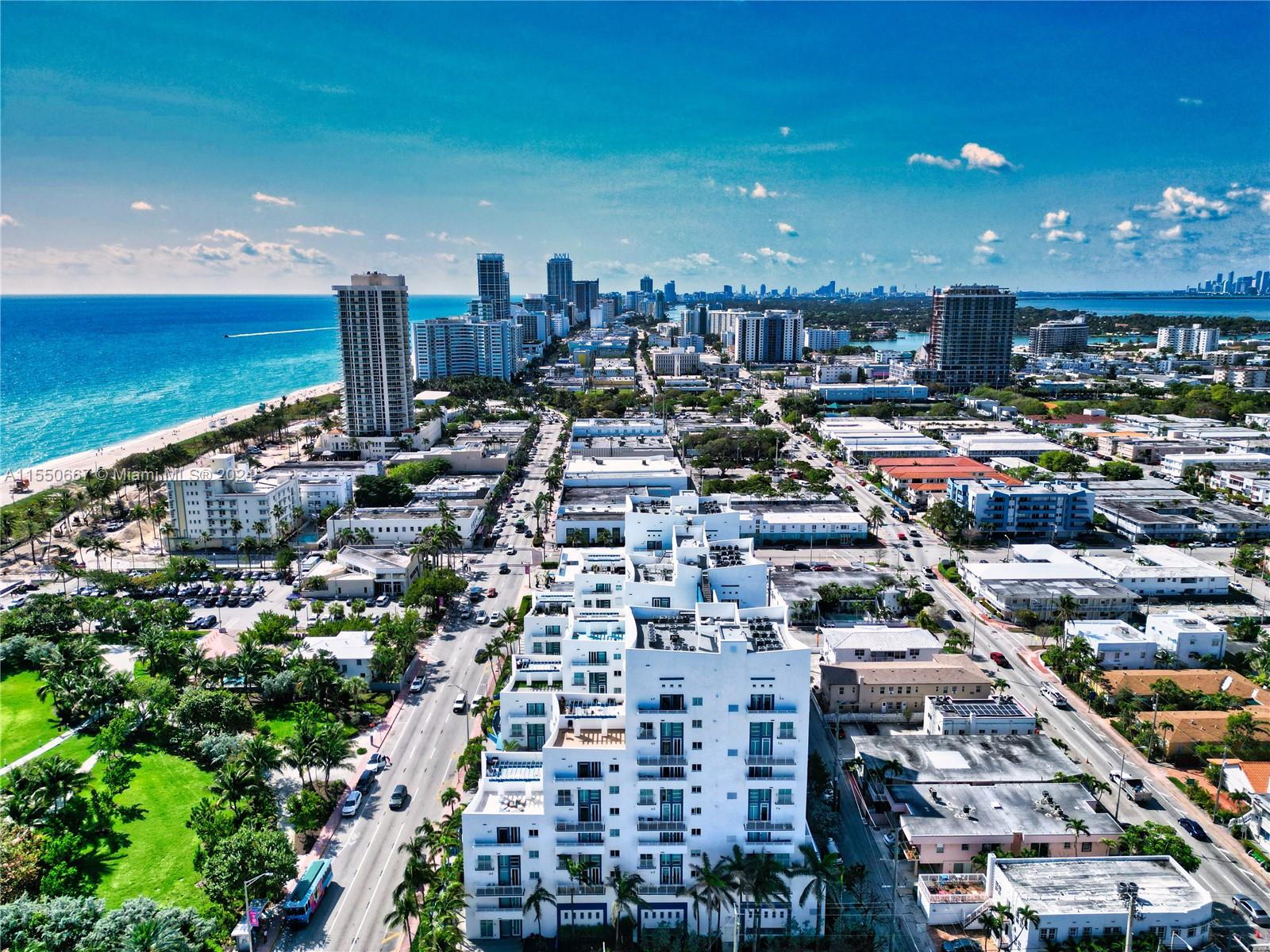 7600 Collins Ave, Miami Beach, FL, 33141 United States, 2 Bedrooms Bedrooms, ,1 BathroomBathrooms,Residential,For Sale,Collins Ave,A11550667