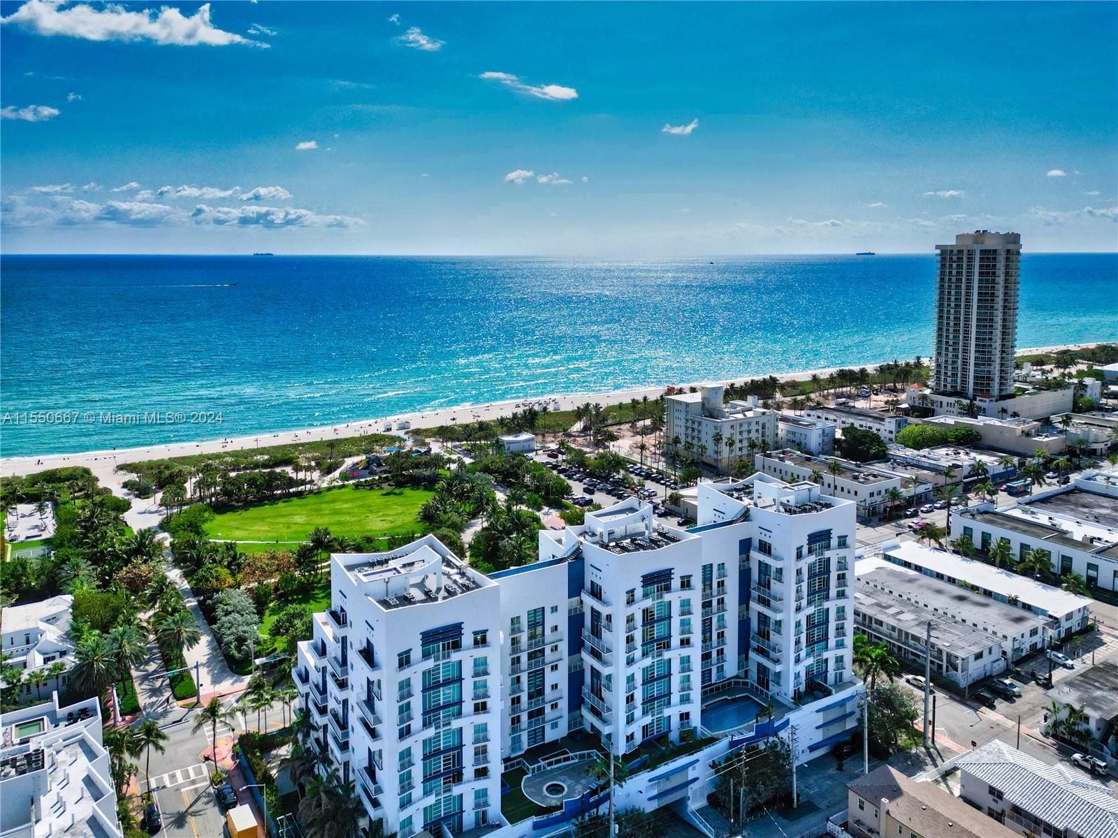 7600 Collins Ave, Miami Beach, FL, 33141 United States, 2 Bedrooms Bedrooms, ,1 BathroomBathrooms,Residential,For Sale,Collins Ave,A11550667