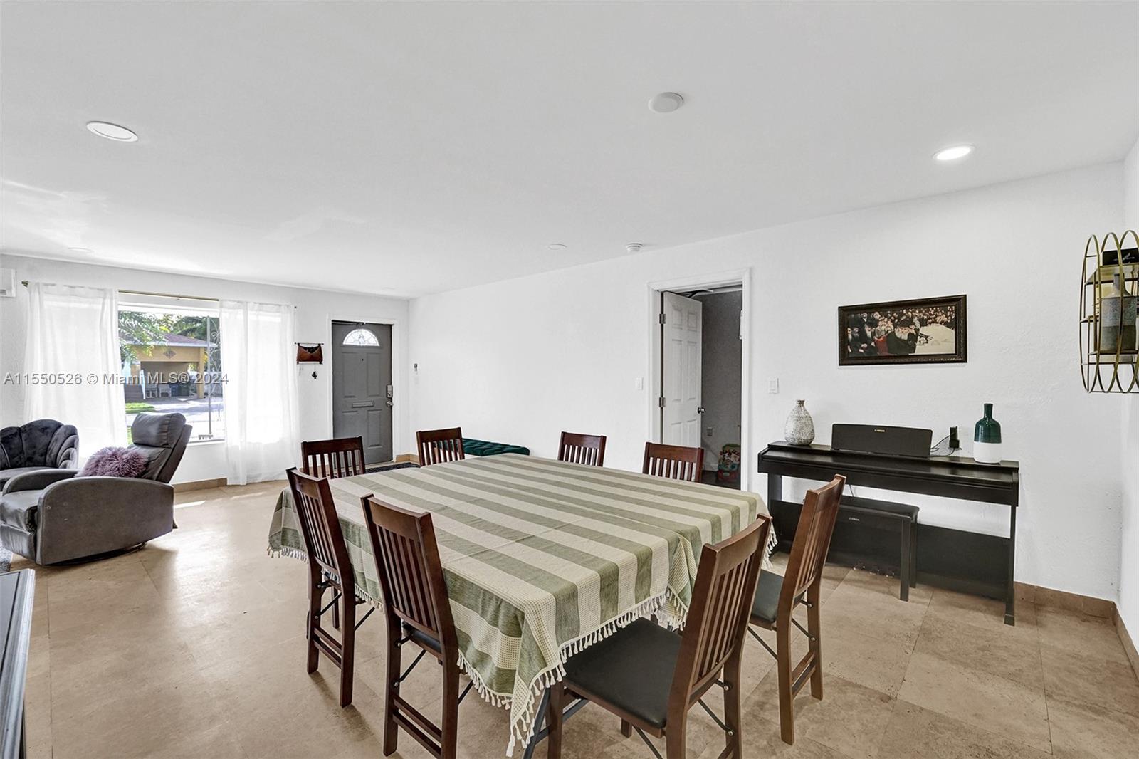 901 NE 6th St 1, Hallandale Beach, Florida 33009, 4 Bedrooms Bedrooms, ,3 BathroomsBathrooms,Residentiallease,For Rent,901 NE 6th St 1,A11550526