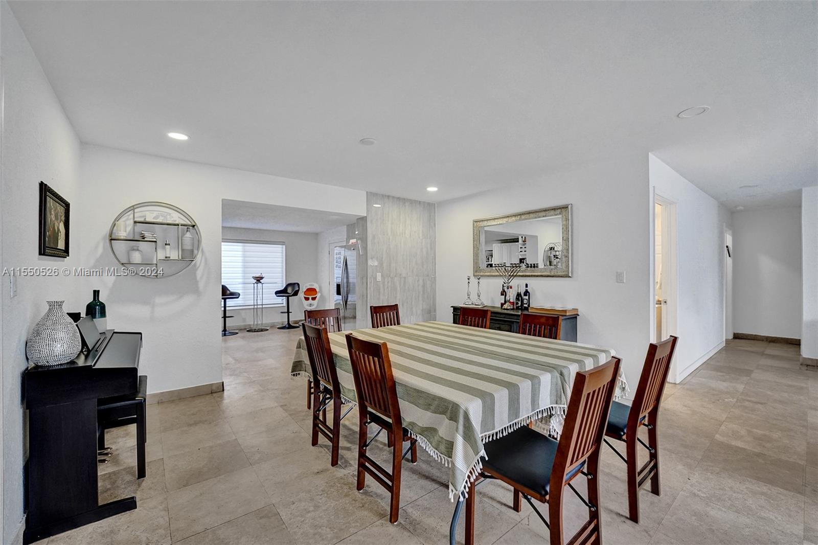 901 NE 6th St 1, Hallandale Beach, Florida 33009, 4 Bedrooms Bedrooms, ,3 BathroomsBathrooms,Residentiallease,For Rent,901 NE 6th St 1,A11550526