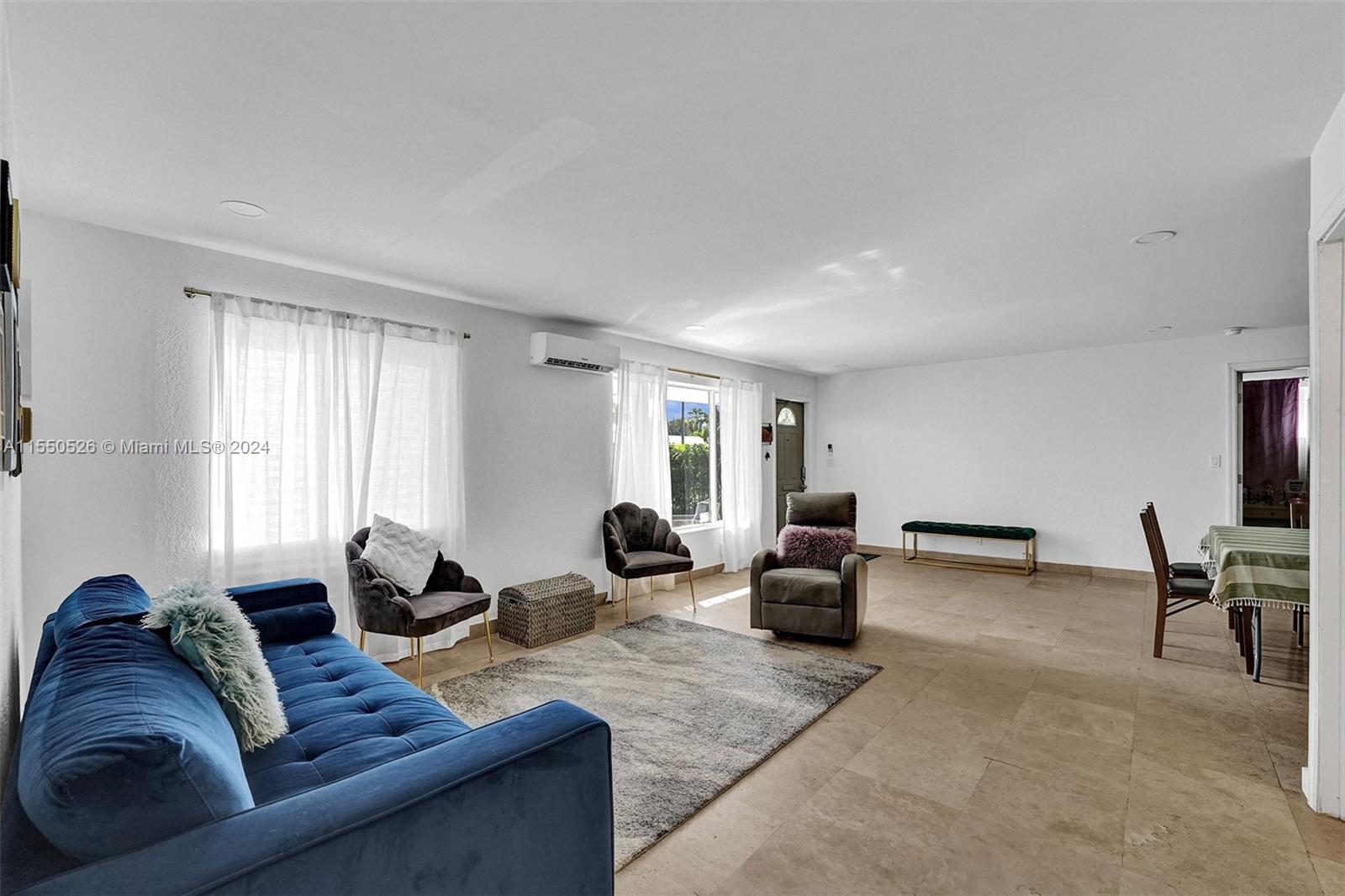 901 NE 6th St 1, Hallandale Beach, Florida 33009, 4 Bedrooms Bedrooms, ,3 BathroomsBathrooms,Residentiallease,For Rent,901 NE 6th St 1,A11550526
