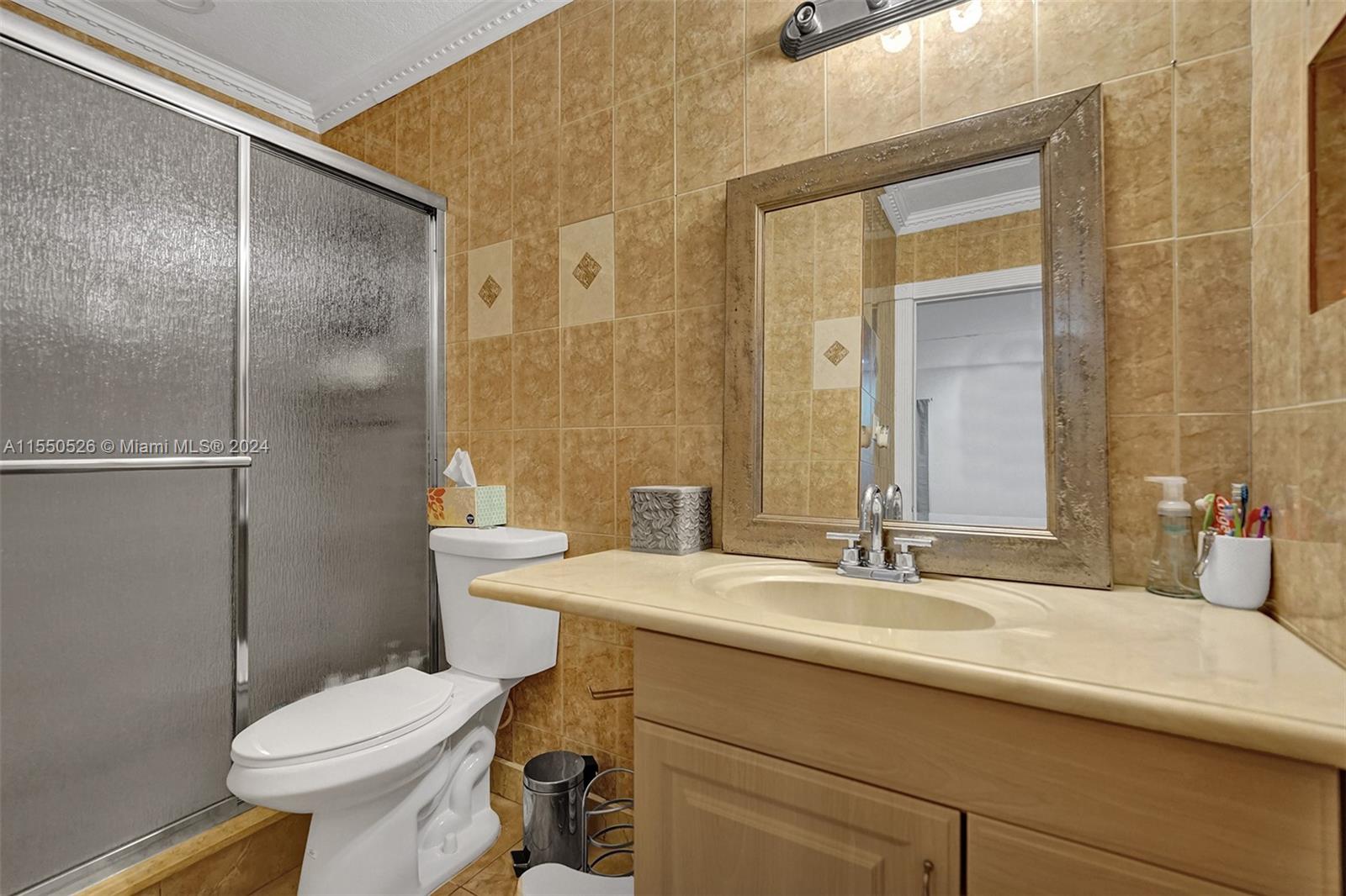 901 NE 6th St 1, Hallandale Beach, Florida 33009, 4 Bedrooms Bedrooms, ,3 BathroomsBathrooms,Residentiallease,For Rent,901 NE 6th St 1,A11550526