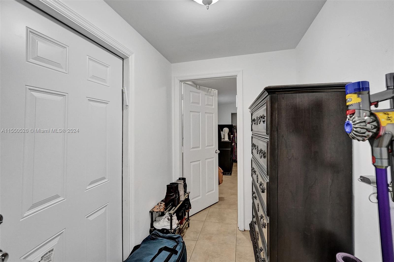 901 NE 6th St 1, Hallandale Beach, Florida 33009, 4 Bedrooms Bedrooms, ,3 BathroomsBathrooms,Residentiallease,For Rent,901 NE 6th St 1,A11550526