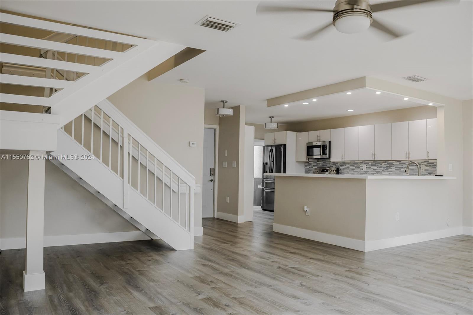 4422 NW 97th Pl, Doral, Florida 33178, 3 Bedrooms Bedrooms, ,2 BathroomsBathrooms,Residential,For Sale,4422 NW 97th Pl,A11550762