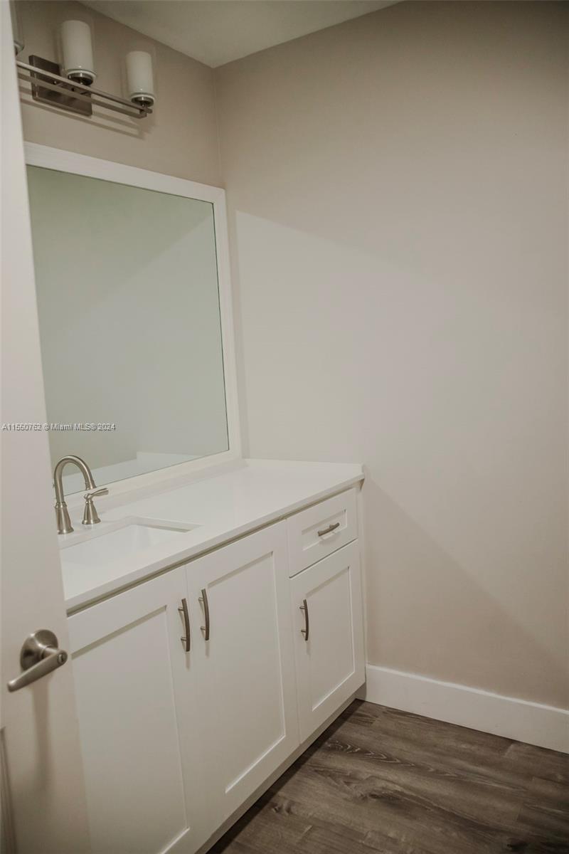 4422 NW 97th Pl, Doral, Florida 33178, 3 Bedrooms Bedrooms, ,2 BathroomsBathrooms,Residential,For Sale,4422 NW 97th Pl,A11550762