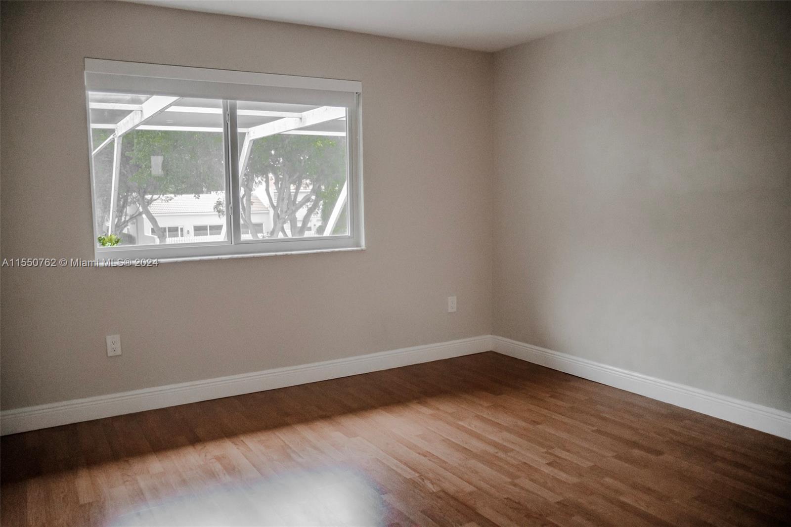 4422 NW 97th Pl, Doral, Florida 33178, 3 Bedrooms Bedrooms, ,2 BathroomsBathrooms,Residential,For Sale,4422 NW 97th Pl,A11550762