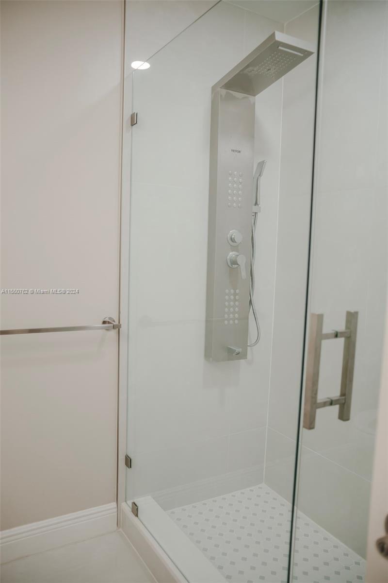 4422 NW 97th Pl, Doral, Florida 33178, 3 Bedrooms Bedrooms, ,2 BathroomsBathrooms,Residential,For Sale,4422 NW 97th Pl,A11550762