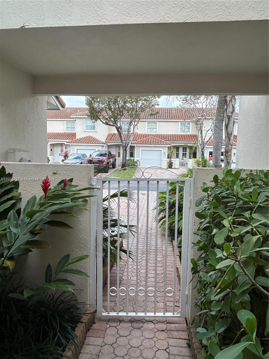 4422 NW 97th Pl, Doral, Florida 33178, 3 Bedrooms Bedrooms, ,2 BathroomsBathrooms,Residential,For Sale,4422 NW 97th Pl,A11550762