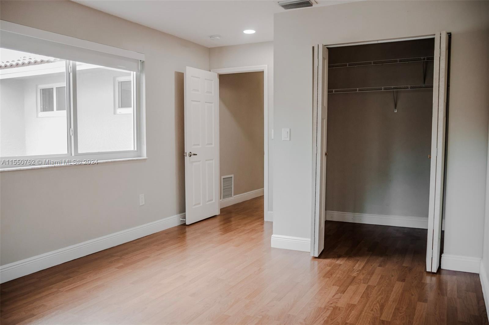 4422 NW 97th Pl, Doral, Florida 33178, 3 Bedrooms Bedrooms, ,2 BathroomsBathrooms,Residential,For Sale,4422 NW 97th Pl,A11550762