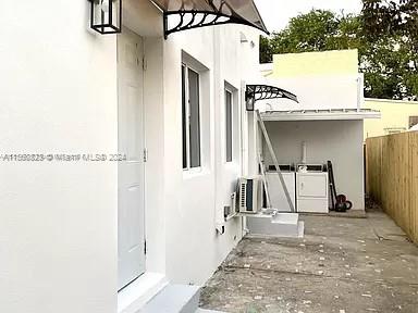 923 13th Ct, Miami, FL, 33135 United States, 4 Bedrooms Bedrooms, ,3 BathroomsBathrooms,Residential,For Sale,13th Ct,A11550823