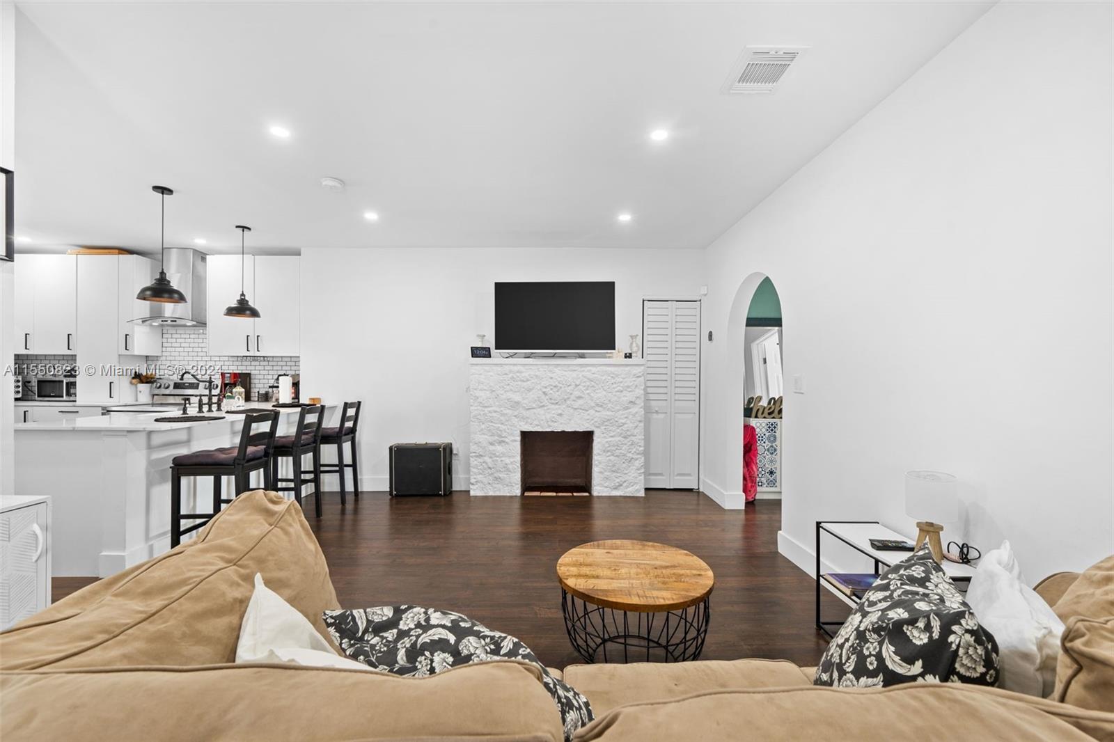 923 13th Ct, Miami, FL, 33135 United States, 4 Bedrooms Bedrooms, ,3 BathroomsBathrooms,Residential,For Sale,13th Ct,A11550823
