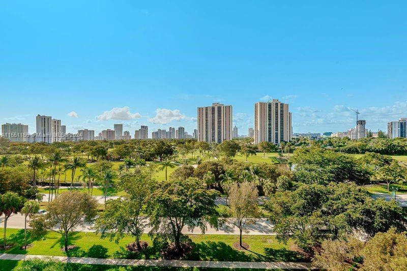 3101 N Country Club Dr 802, Aventura, Florida 33180, 2 Bedrooms Bedrooms, ,2 BathroomsBathrooms,Residential,For Sale,3101 N Country Club Dr 802,A11551165