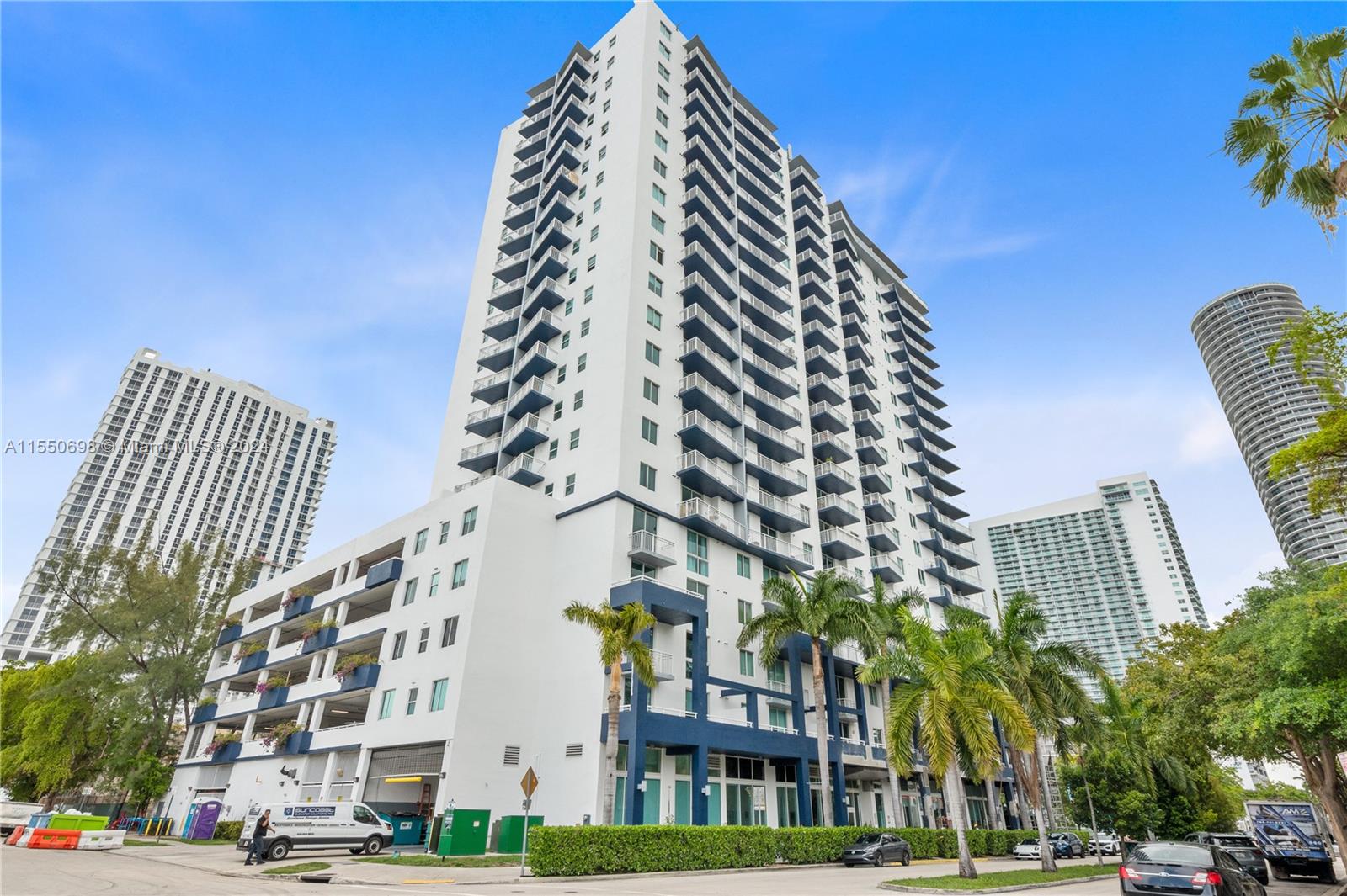 275 NE 18th St 408, Miami, Florida 33132, ,1 BathroomBathrooms,Residentiallease,For Rent,275 NE 18th St 408,A11550698