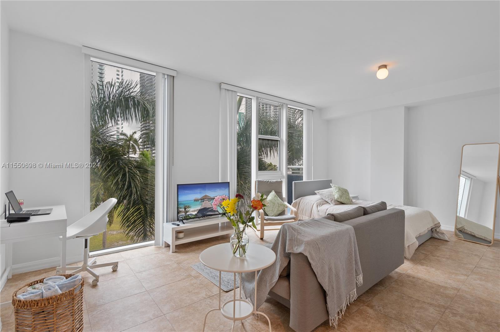 275 NE 18th St 408, Miami, Florida 33132, ,1 BathroomBathrooms,Residentiallease,For Rent,275 NE 18th St 408,A11550698