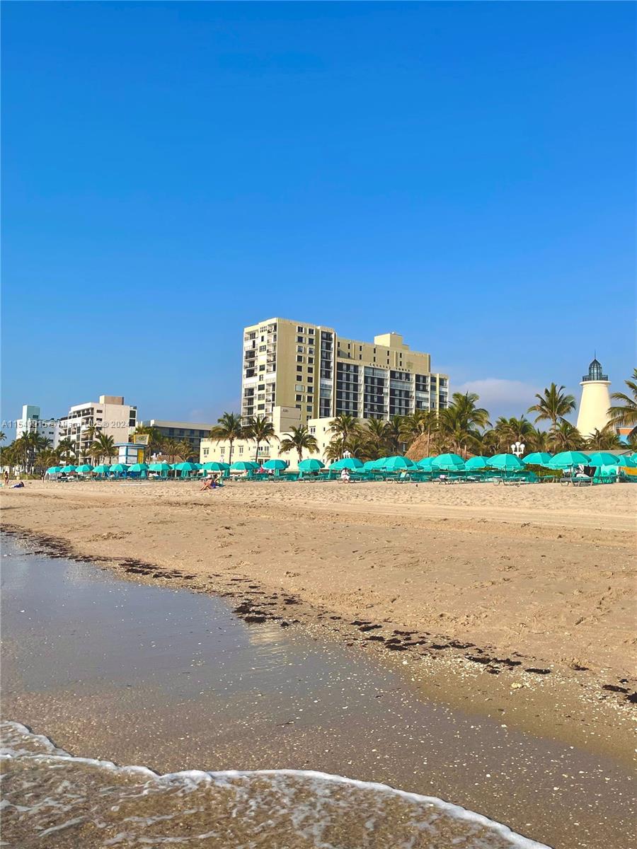 322 Buchanan St 508, Hollywood, Florida 33019, 1 Bedroom Bedrooms, ,1 BathroomBathrooms,Residential,For Sale,322 Buchanan St 508,A11549915