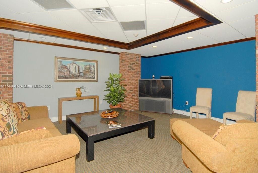 322 Buchanan St 508, Hollywood, Florida 33019, 1 Bedroom Bedrooms, ,1 BathroomBathrooms,Residential,For Sale,322 Buchanan St 508,A11549915