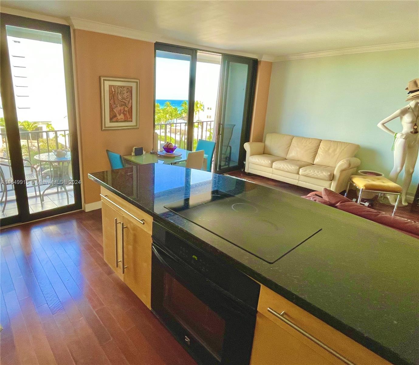 322 Buchanan St 508, Hollywood, Florida 33019, 1 Bedroom Bedrooms, ,1 BathroomBathrooms,Residential,For Sale,322 Buchanan St 508,A11549915