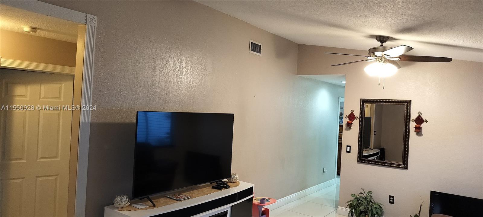 3149 68th Pl, Hialeah, FL, 33018 United States, 3 Bedrooms Bedrooms, ,2 BathroomsBathrooms,Residential,For Sale,68th Pl,A11550928