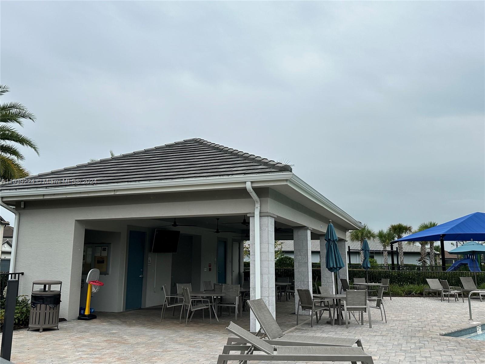 4796 CRESTED EAGLE LANE, Fort Myers, FL, 33966 United States, 4 Bedrooms Bedrooms, ,2 BathroomsBathrooms,Residential,For Sale,CRESTED EAGLE LANE,A11539224