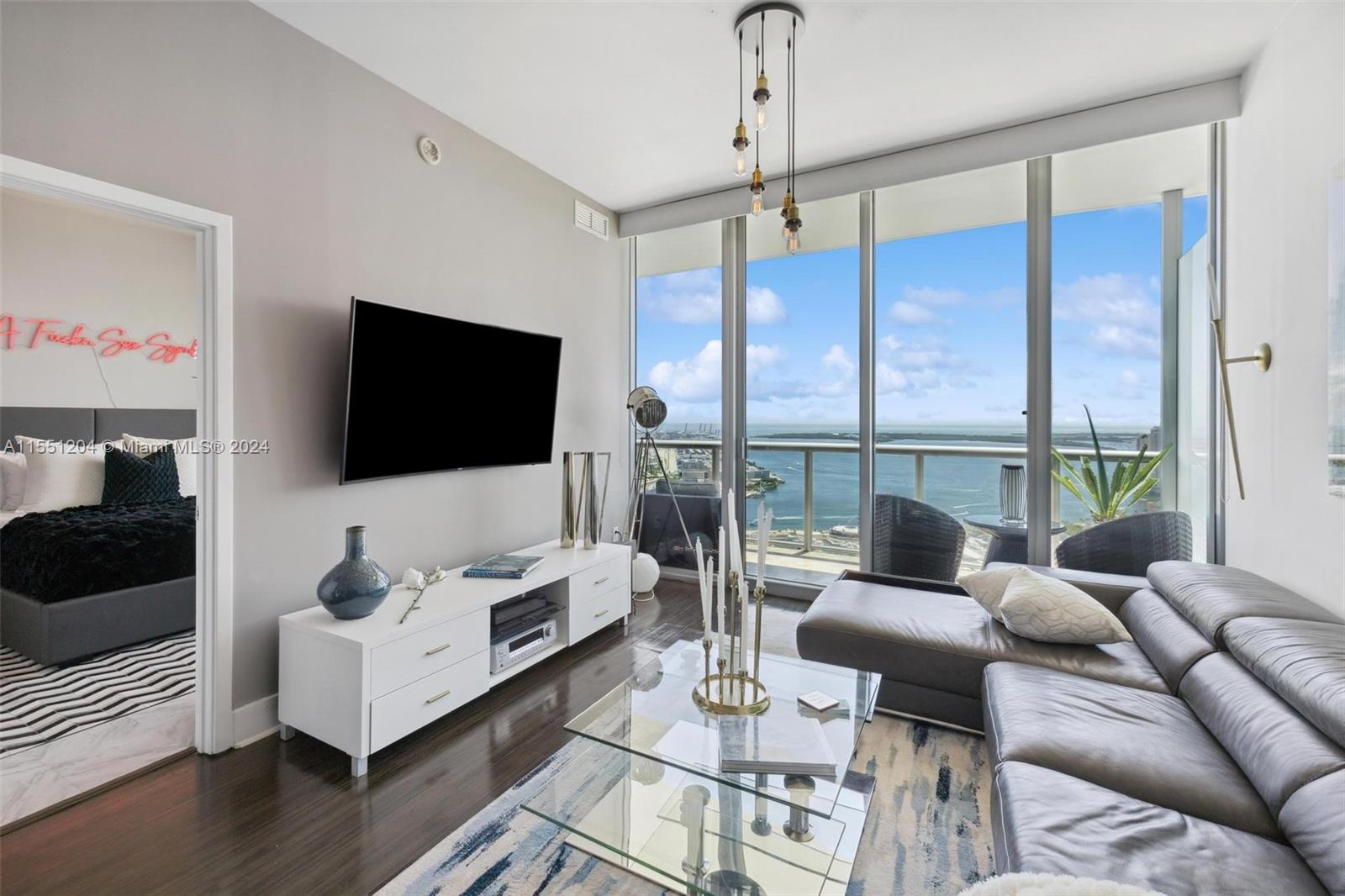 888 Biscayne Blvd 4904, Miami, Florida 33132, 2 Bedrooms Bedrooms, ,2 BathroomsBathrooms,Residentiallease,For Rent,888 Biscayne Blvd 4904,A11551204