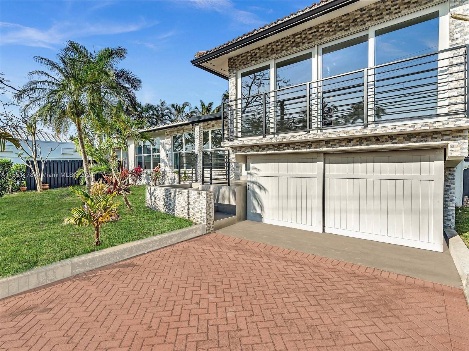 2141 18th Ave, Wilton Manors, FL, 33305 United States, 3 Bedrooms Bedrooms, ,2 BathroomsBathrooms,Residential,For Sale,18th Ave,A11551178