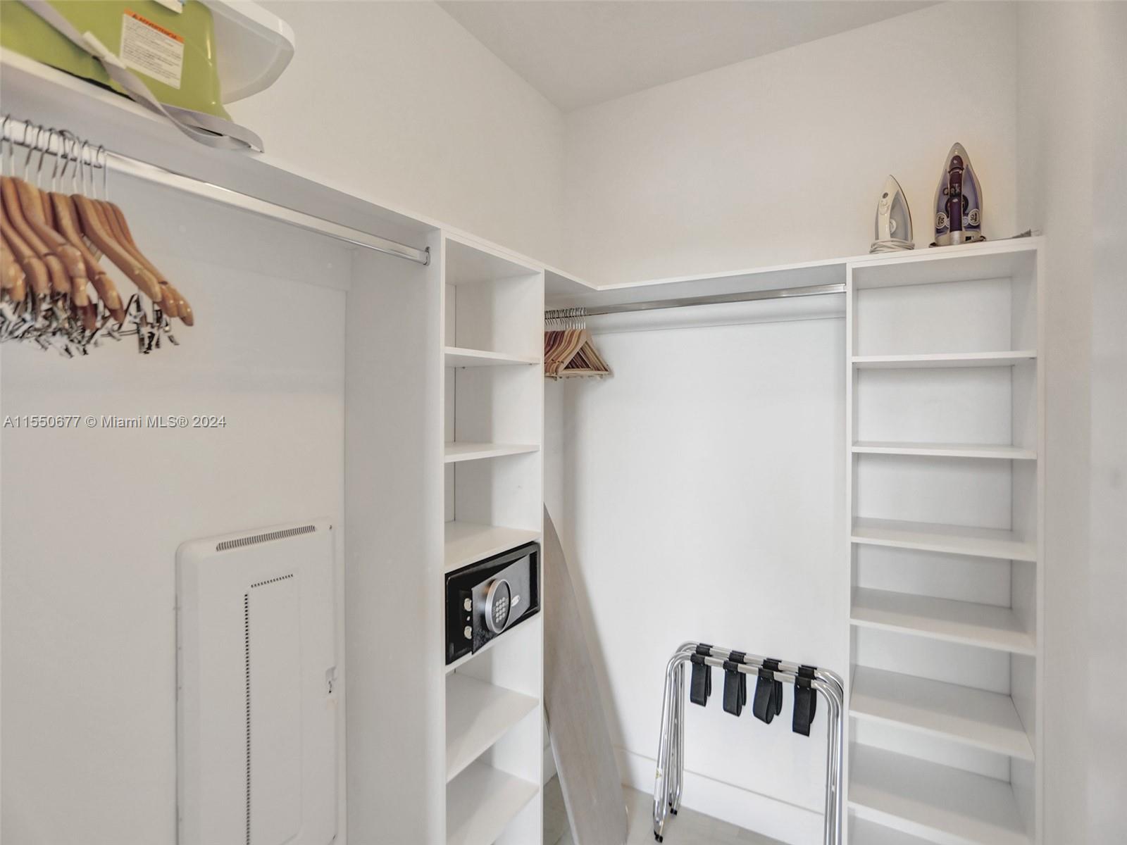 4010 S Ocean Dr R204, Hollywood, Florida 33019, 3 Bedrooms Bedrooms, ,2 BathroomsBathrooms,Residential,For Sale,4010 S Ocean Dr R204,A11550677