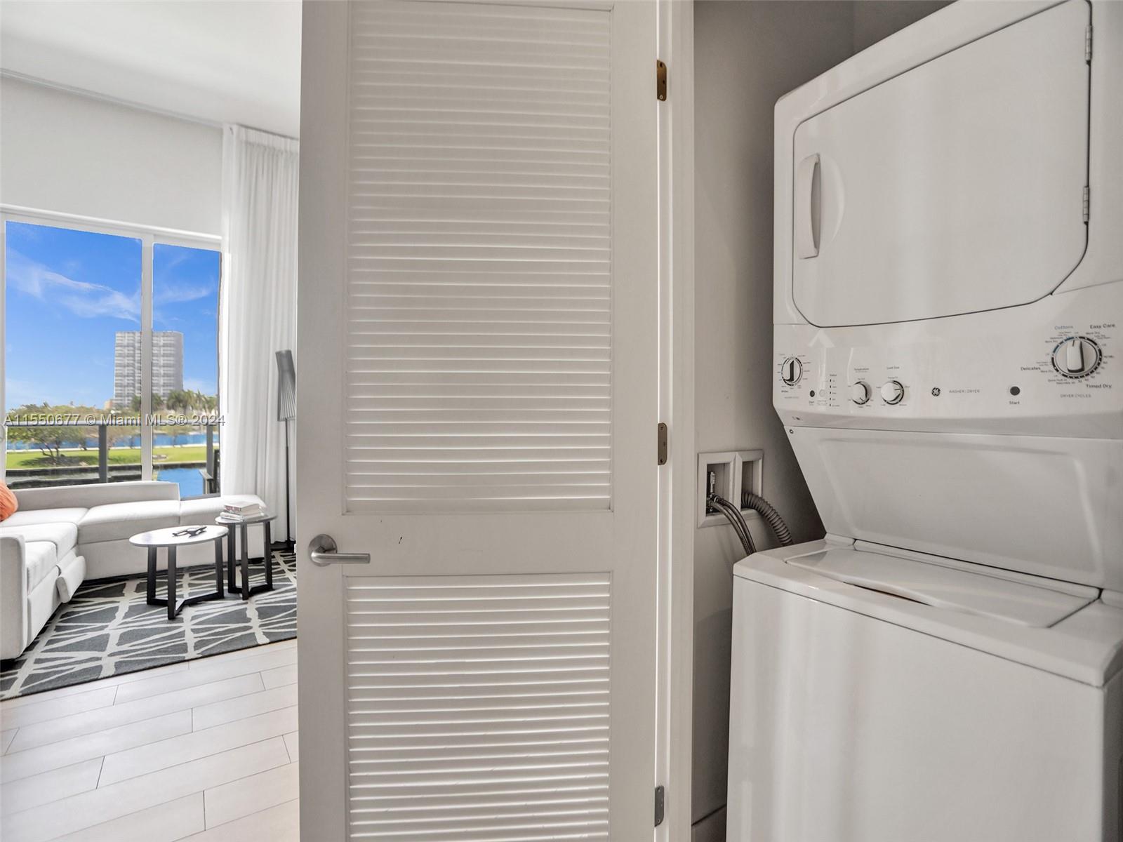 4010 S Ocean Dr R204, Hollywood, Florida 33019, 3 Bedrooms Bedrooms, ,2 BathroomsBathrooms,Residential,For Sale,4010 S Ocean Dr R204,A11550677