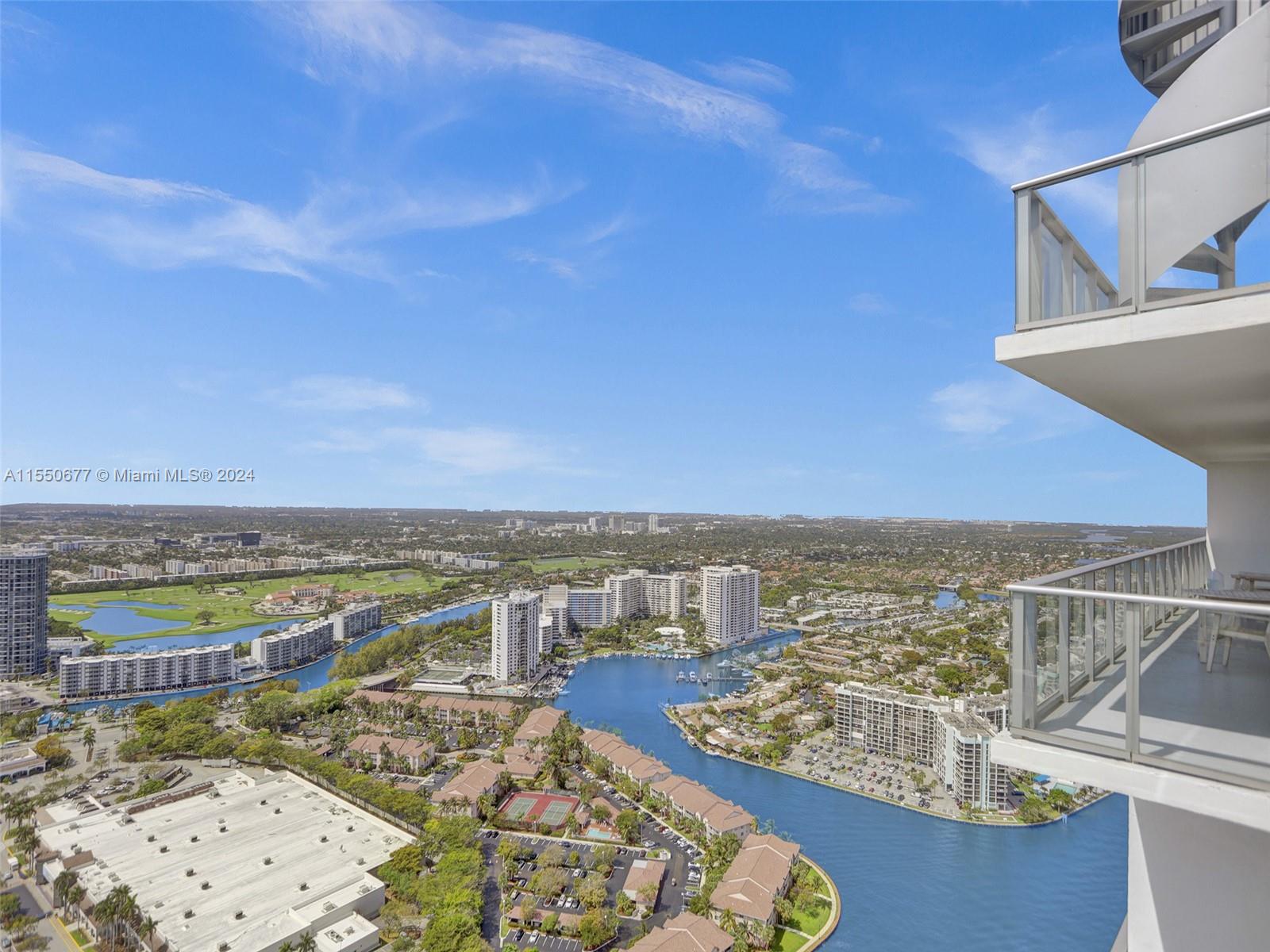 4010 S Ocean Dr R204, Hollywood, Florida 33019, 3 Bedrooms Bedrooms, ,2 BathroomsBathrooms,Residential,For Sale,4010 S Ocean Dr R204,A11550677