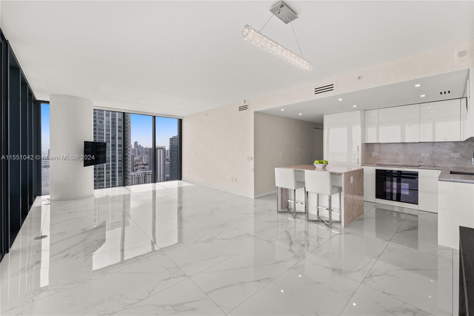 3131 NE 7th Ave 3701, Miami, Florida 33137, 3 Bedrooms Bedrooms, ,3 BathroomsBathrooms,Residential,For Sale,3131 NE 7th Ave 3701,A11551042