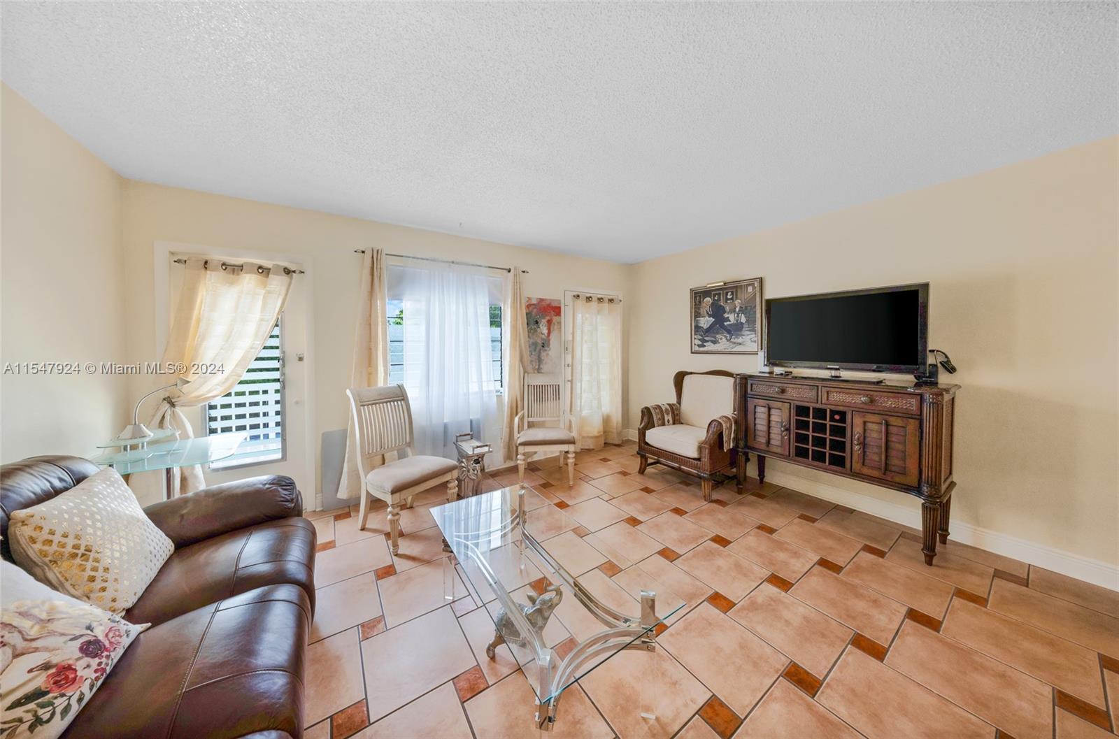 15610 6th Ave, Miami, FL, 33162 United States, 1 Bedroom Bedrooms, ,1 BathroomBathrooms,Residential,For Sale,6th Ave,A11547924