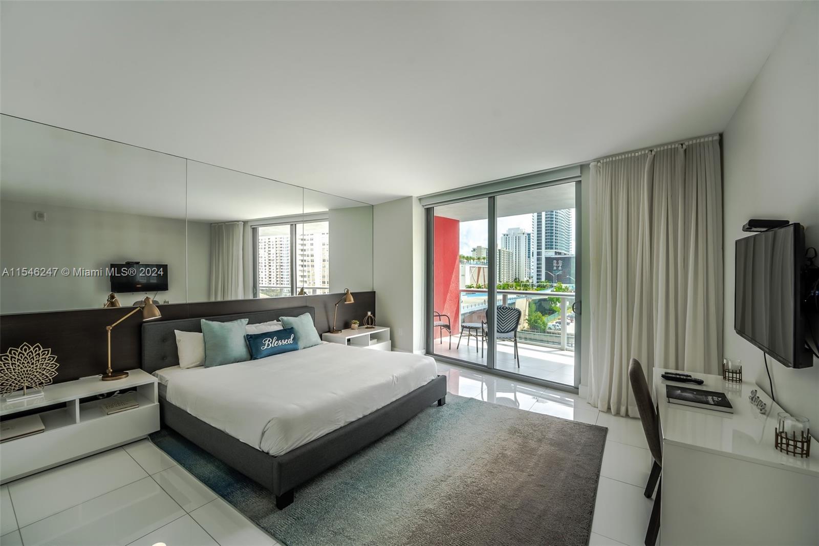 2600 E Hallandale Beach Blvd T701, Hallandale Beach, Florida 33009, 3 Bedrooms Bedrooms, ,3 BathroomsBathrooms,Residential,For Sale,2600 E Hallandale Beach Blvd T701,A11546247