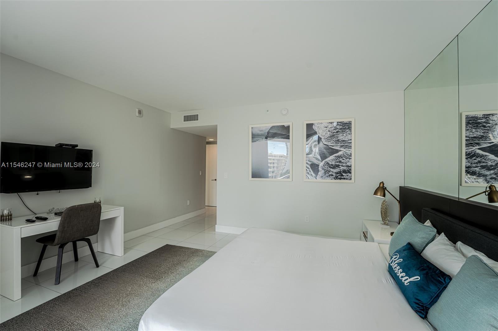 2600 E Hallandale Beach Blvd T701, Hallandale Beach, Florida 33009, 3 Bedrooms Bedrooms, ,3 BathroomsBathrooms,Residential,For Sale,2600 E Hallandale Beach Blvd T701,A11546247