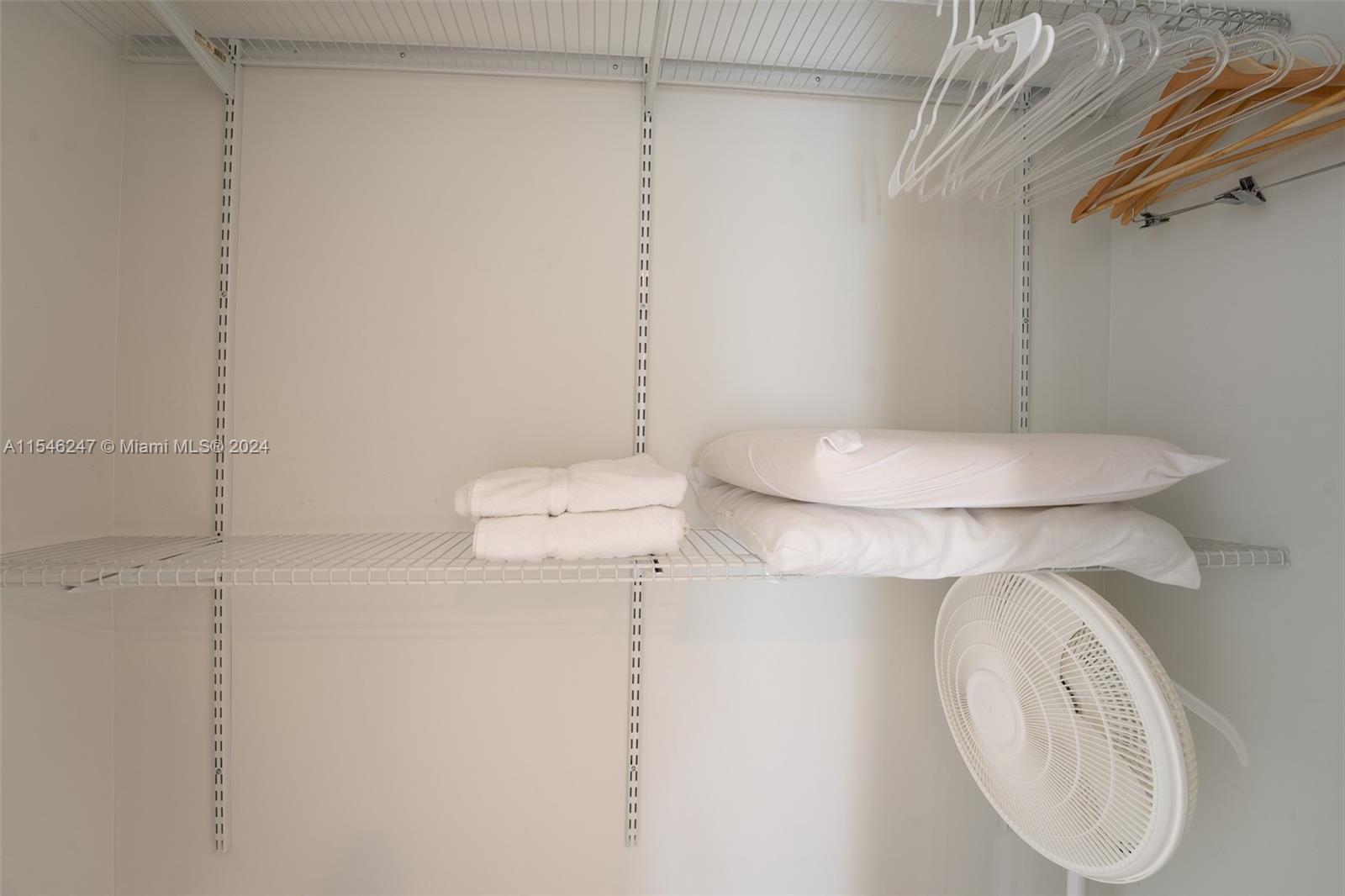 2600 E Hallandale Beach Blvd T701, Hallandale Beach, Florida 33009, 3 Bedrooms Bedrooms, ,3 BathroomsBathrooms,Residential,For Sale,2600 E Hallandale Beach Blvd T701,A11546247