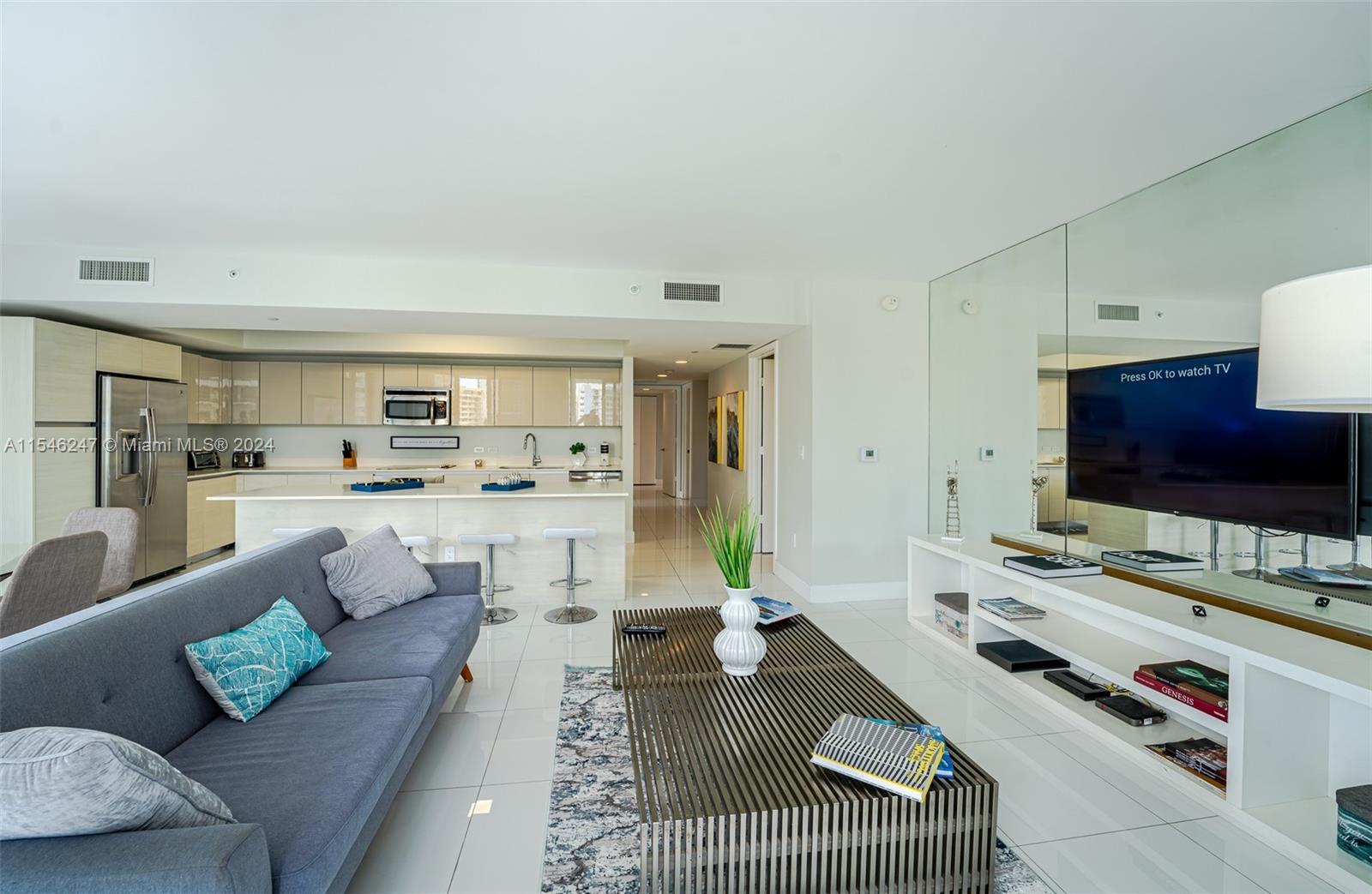 2600 E Hallandale Beach Blvd T701, Hallandale Beach, Florida 33009, 3 Bedrooms Bedrooms, ,3 BathroomsBathrooms,Residential,For Sale,2600 E Hallandale Beach Blvd T701,A11546247