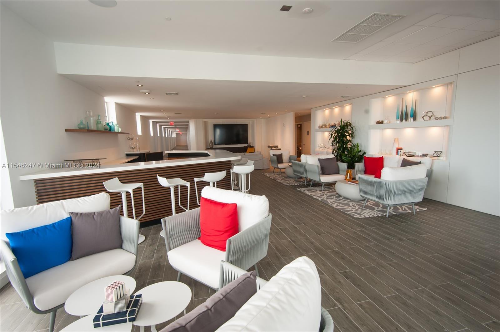 2600 E Hallandale Beach Blvd T701, Hallandale Beach, Florida 33009, 3 Bedrooms Bedrooms, ,3 BathroomsBathrooms,Residential,For Sale,2600 E Hallandale Beach Blvd T701,A11546247