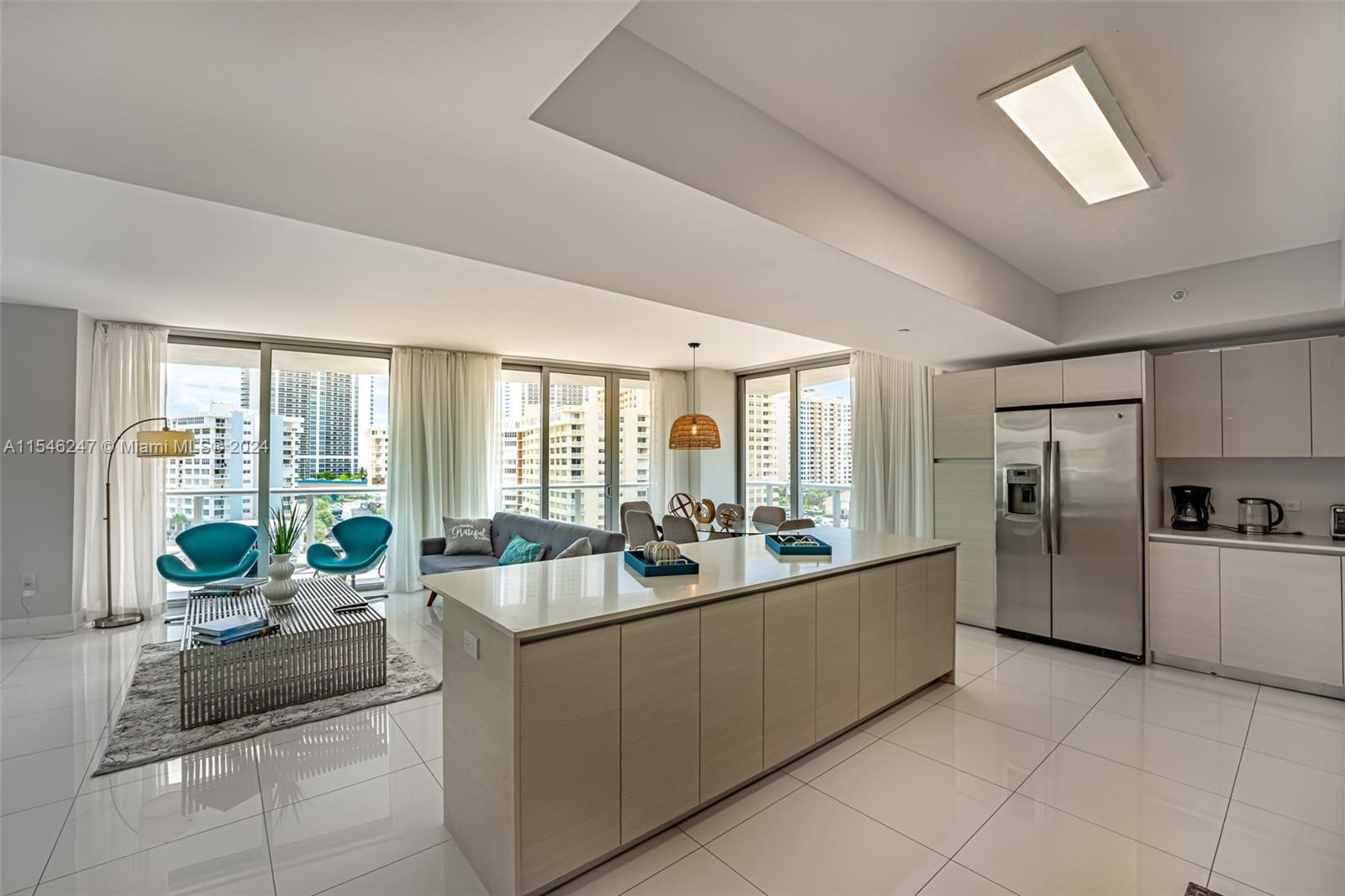 2600 E Hallandale Beach Blvd T701, Hallandale Beach, Florida 33009, 3 Bedrooms Bedrooms, ,3 BathroomsBathrooms,Residential,For Sale,2600 E Hallandale Beach Blvd T701,A11546247